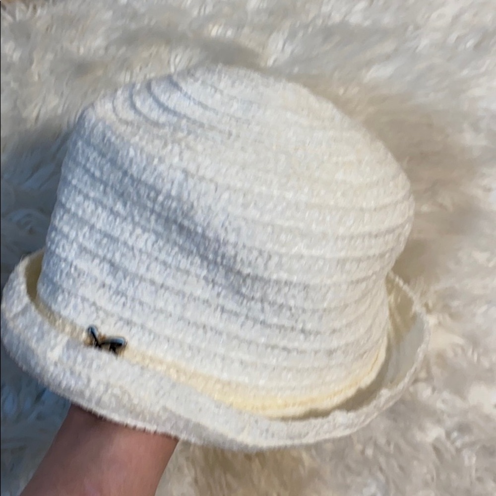 VINTAGE SETMAR NEW YORK CREAM KNIT BUCKET HAT